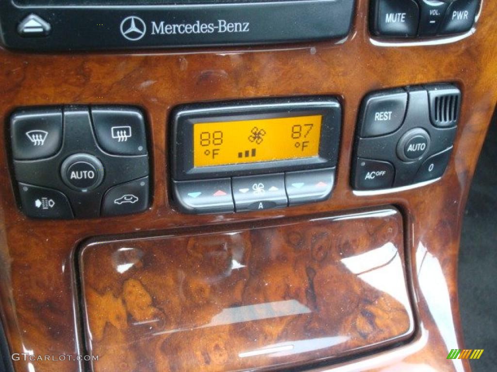 2002 Mercedes-Benz CL 500 Controls Photo #40263046