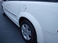 Stone White - Grand Caravan SXT Photo No. 4