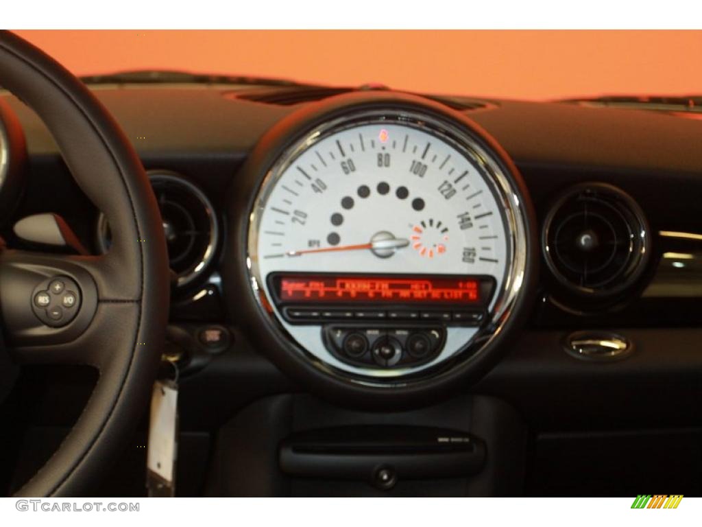 2011 Cooper S Hardtop - Chili Red / Carbon Black photo #20