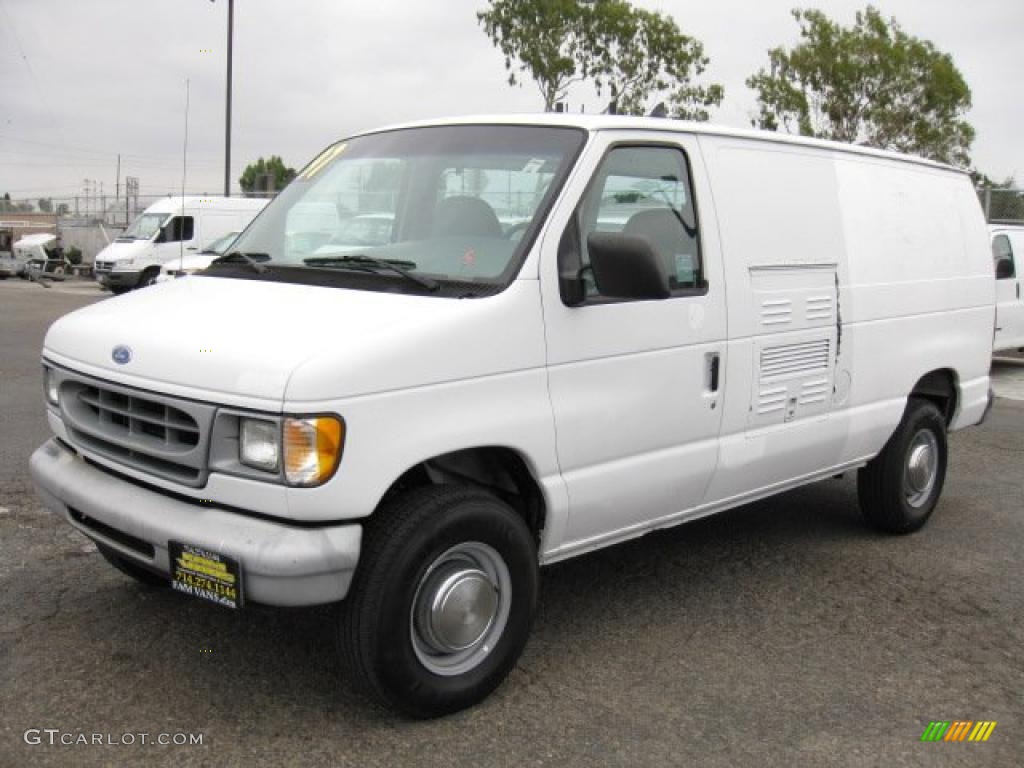 1997 E Series Van E350 Cargo - Oxford White / Medium Graphite photo #3