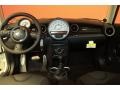 Pepper White - Cooper S Clubman Photo No. 21