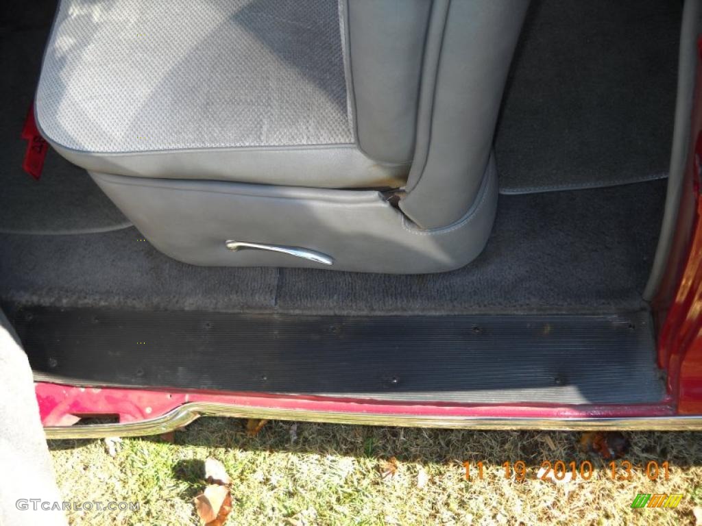 Red/Gray Interior 1948 Chevrolet Fleetmaster Sport Coupe Photo #40270210