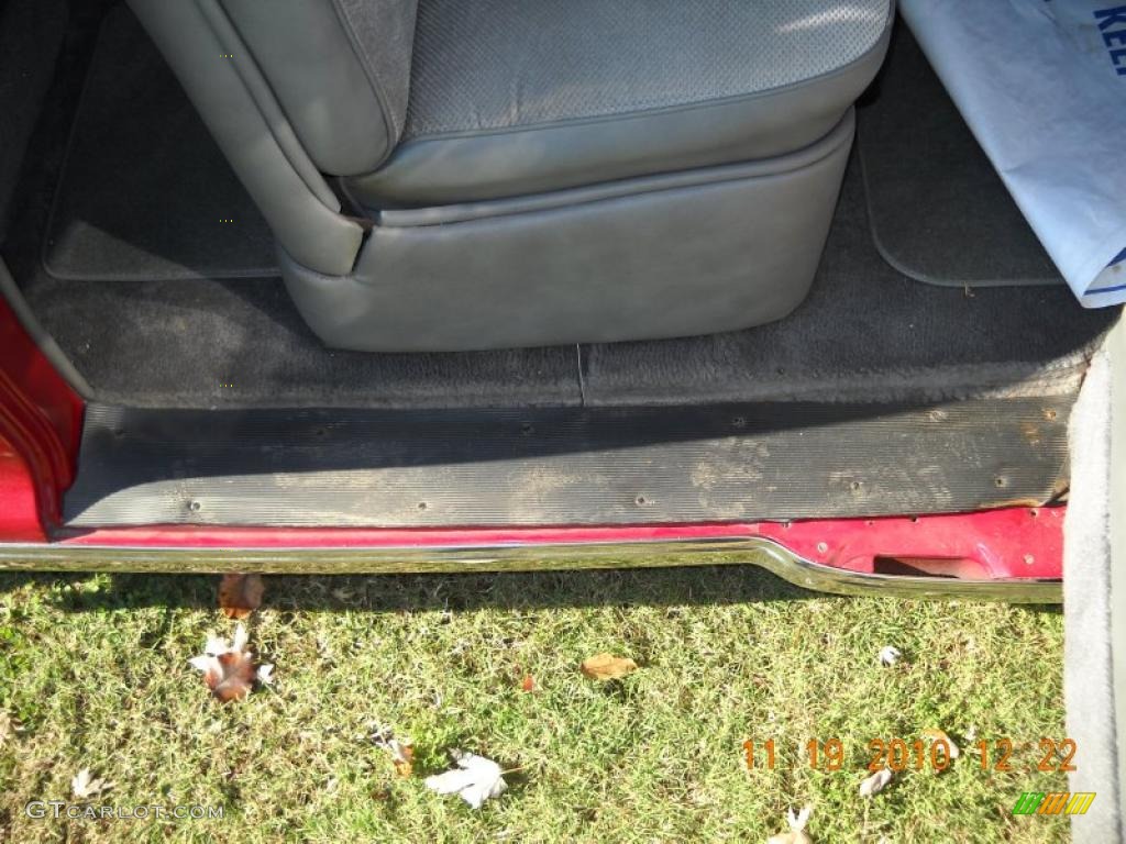 Red/Gray Interior 1948 Chevrolet Fleetmaster Sport Coupe Photo #40270590