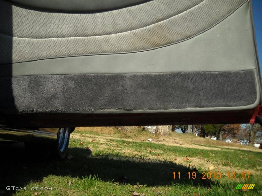 1948 Chevrolet Fleetmaster Sport Coupe Red/Gray Door Panel Photo #40270706