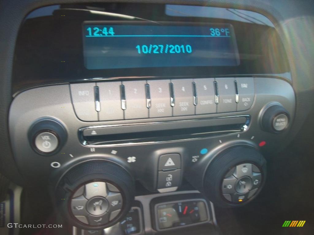 2011 Chevrolet Camaro SS Coupe Controls Photo #40275670