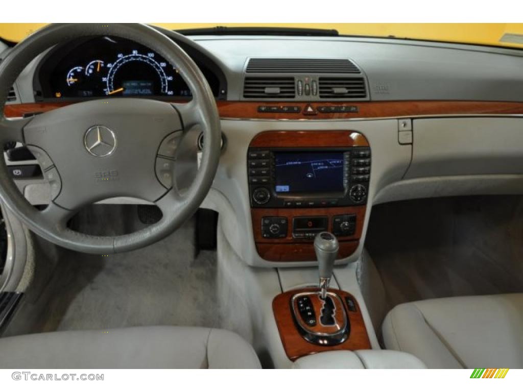 2006 Mercedes-Benz S 430 4Matic Sedan Dashboard Photos