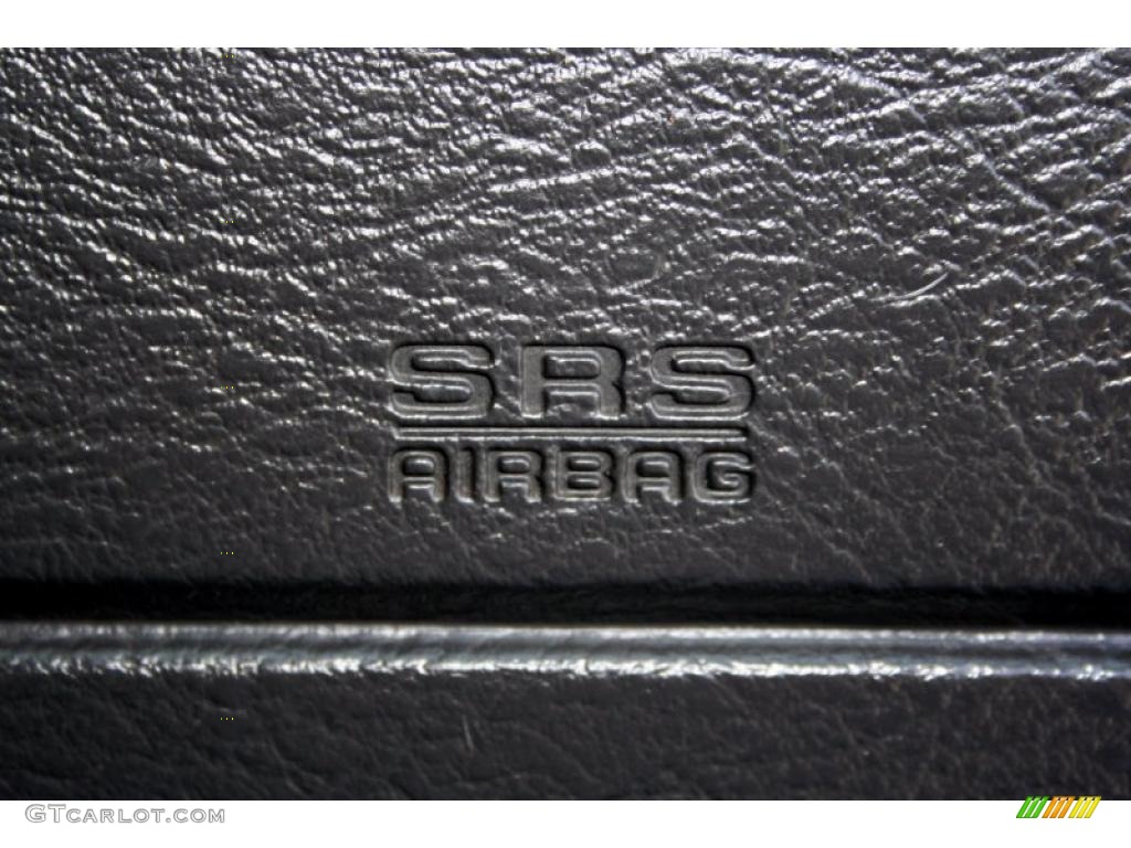 2004 Ram 1500 ST Quad Cab 4x4 - Bright White / Dark Slate Gray photo #82