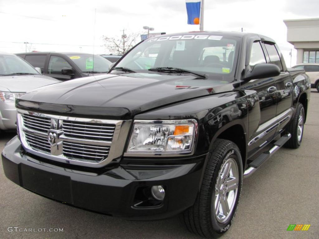 2008 Dakota Laramie Crew Cab 4x4 - Brilliant Black / Dark Slate Gray/Medium Slate Gray photo #1