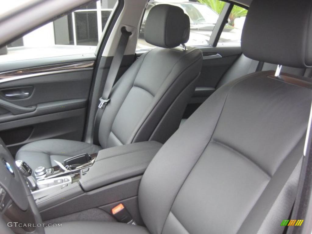 Black Interior 2011 BMW 5 Series 528i Sedan Photo #40280058