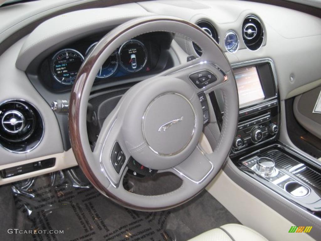 Ivory/Oyster Interior 2011 Jaguar XJ XJ Supercharged Photo #40280278