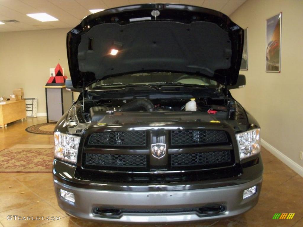 2011 Ram 1500 SLT Crew Cab 4x4 - Brilliant Black Crystal Pearl / Dark Slate Gray/Medium Graystone photo #19