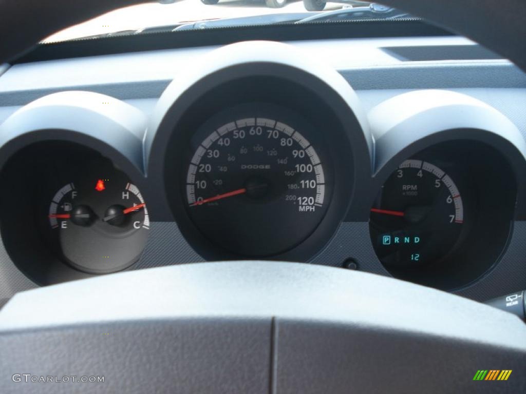 2011 Dodge Nitro Heat Gauges Photo #40290561