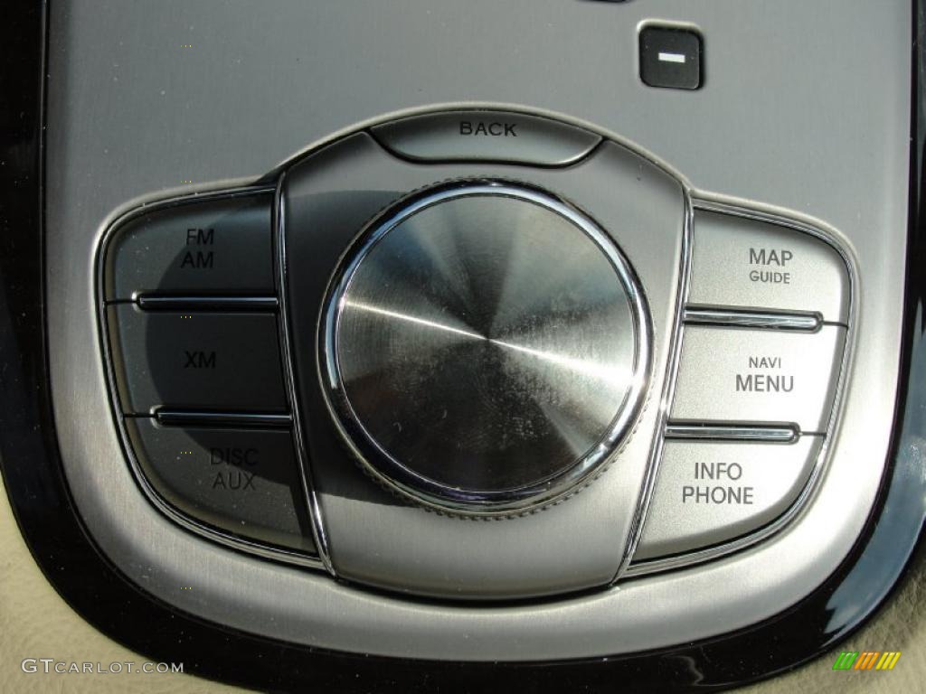 2011 Hyundai Genesis 4.6 Sedan Controls Photo #40291575