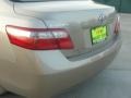 Desert Sand Mica - Camry LE Photo No. 20