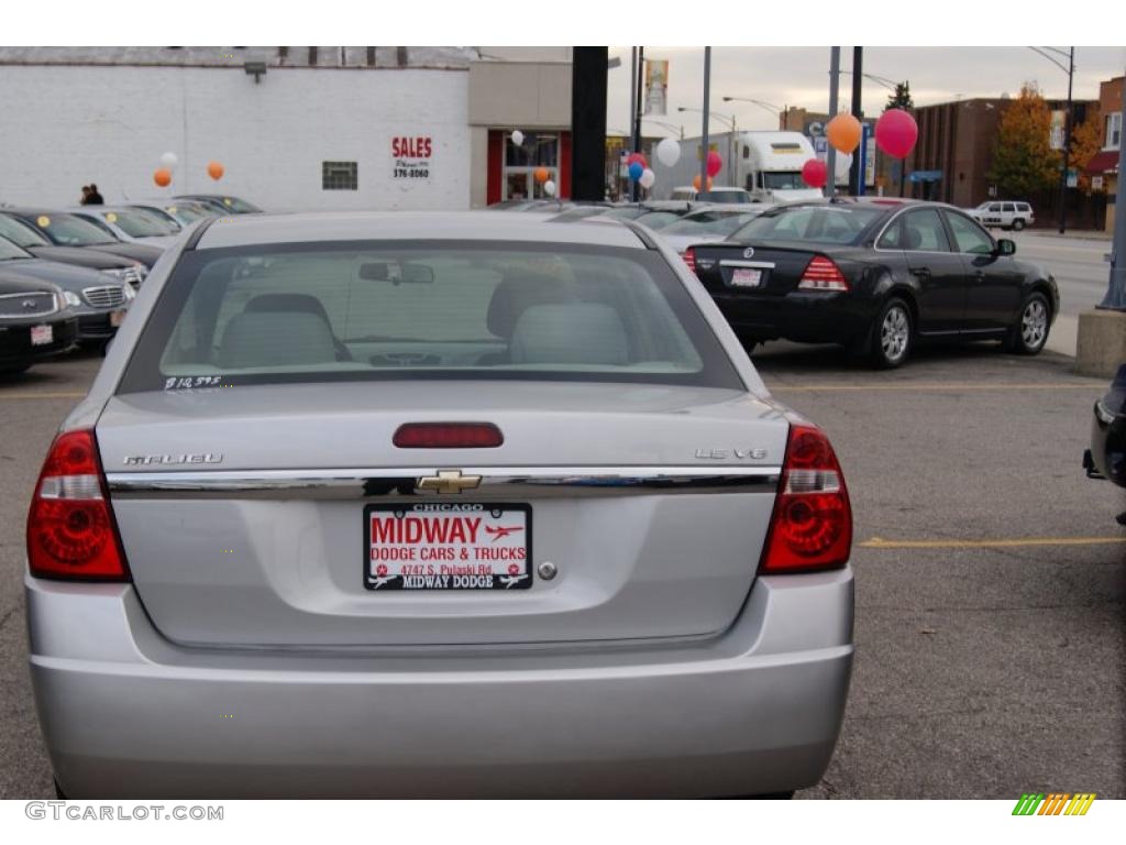 2006 Malibu LT V6 Sedan - Silverstone Metallic / Titanium Gray photo #3