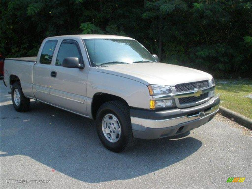 Silver Birch Metallic Chevrolet Silverado 1500