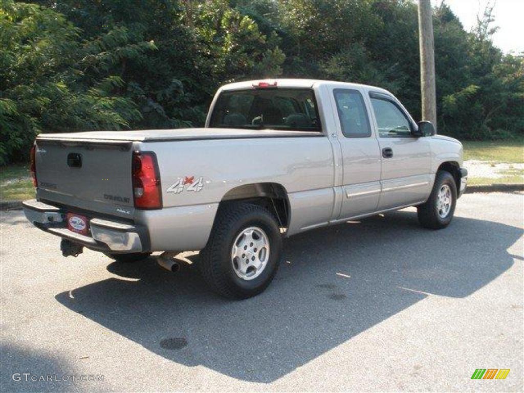 2004 Silverado 1500 LS Extended Cab 4x4 - Silver Birch Metallic / Dark Charcoal photo #3