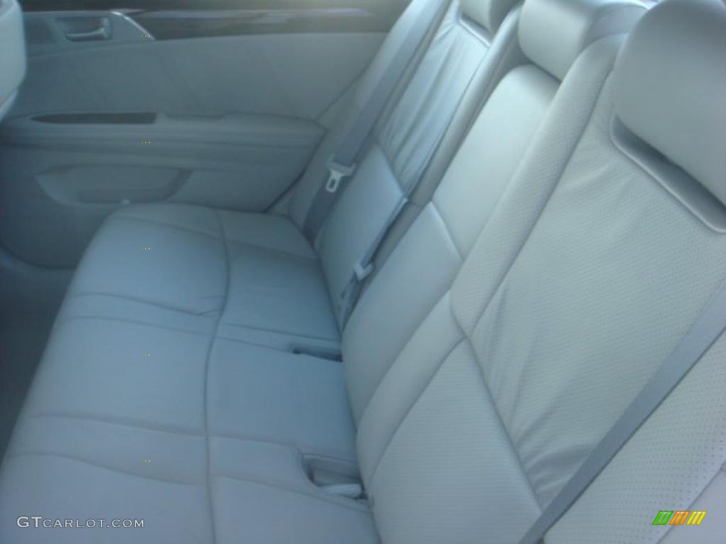 2008 Avalon Limited - Classic Silver Metallic / Ash Gray photo #17