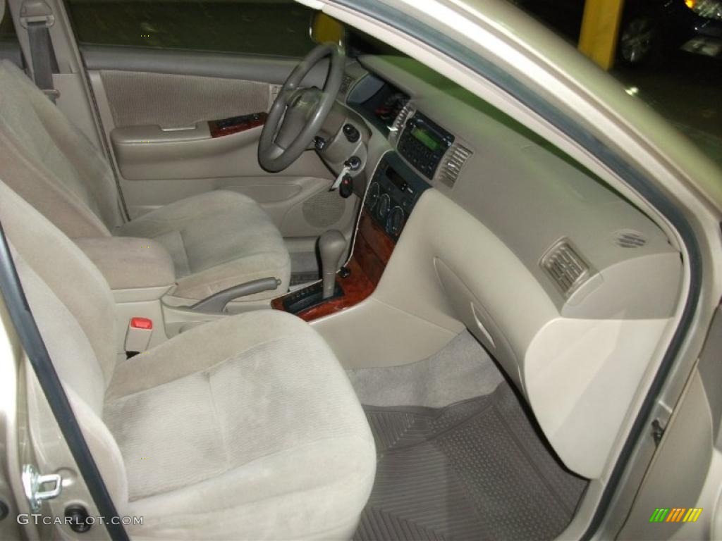 2006 Corolla LE - Desert Sand Mica / Beige photo #17