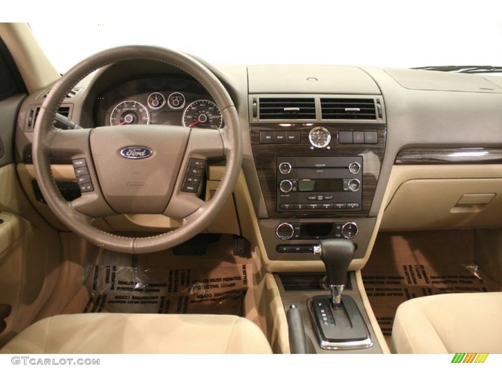 2008 Fusion SEL V6 - White Suede / Camel photo #19