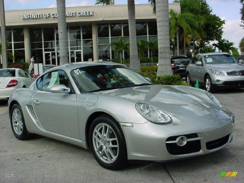 Arctic Silver Metallic Porsche Cayman