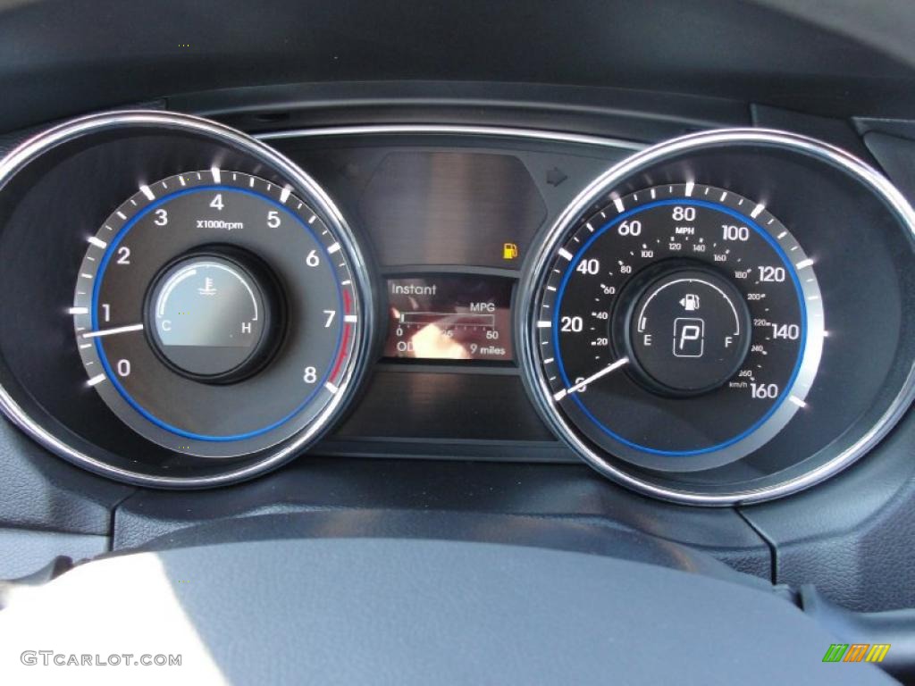 2011 Hyundai Sonata GLS Gauges Photo #40307000