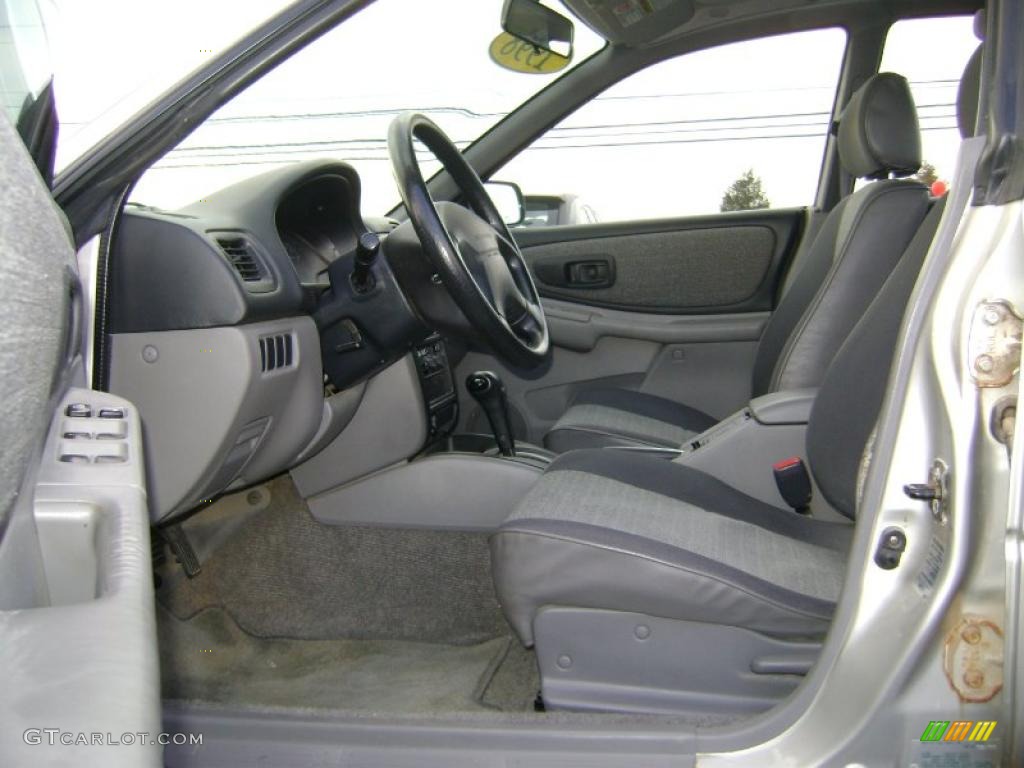 Gray Interior 1999 Subaru Impreza L Wagon Photo #40307320