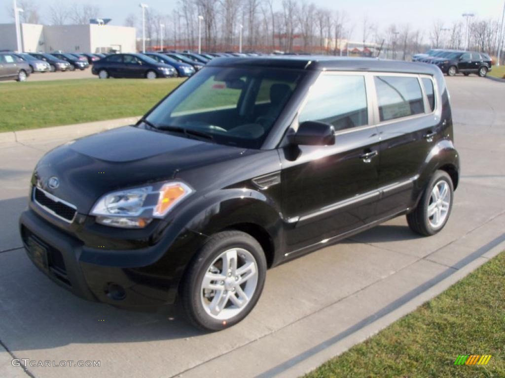 Shadow Black 2011 Kia Soul + Exterior Photo #40307428