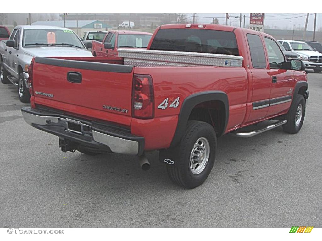 2003 Silverado 2500HD LS Extended Cab 4x4 - Victory Red / Dark Charcoal photo #3