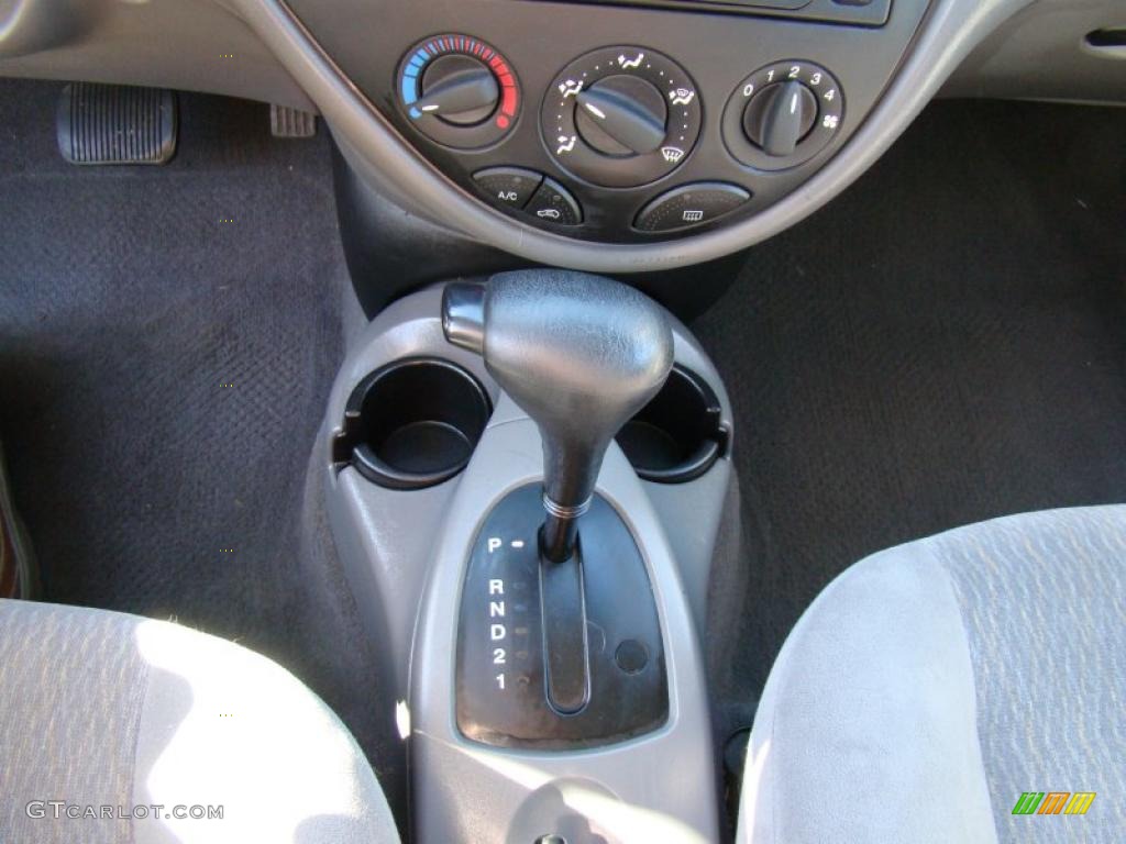 2000 Ford Focus SE Wagon 4 Speed Automatic Transmission Photo #40315580