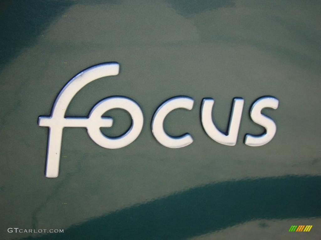 2000 Ford Focus SE Wagon Marks and Logos Photo #40315740