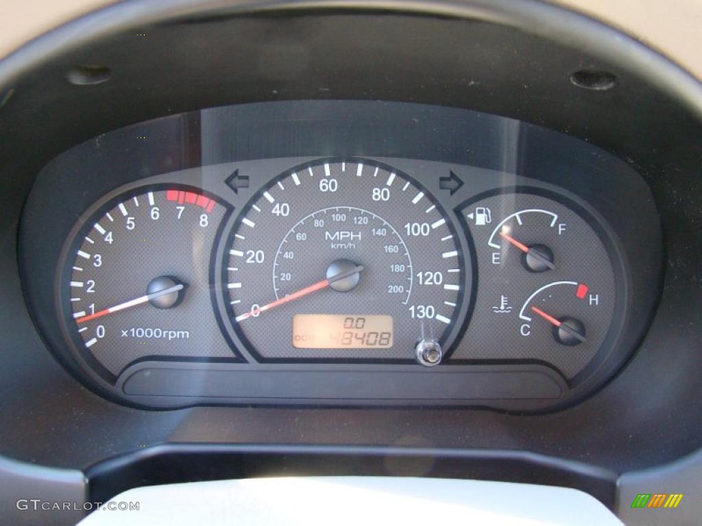 2005 Hyundai Accent GLS Sedan Gauges Photo #40316100