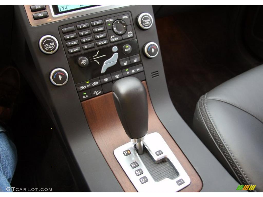 2010 Volvo XC70 3.2 AWD 6 Speed Geartronic Automatic Transmission Photo #40318364