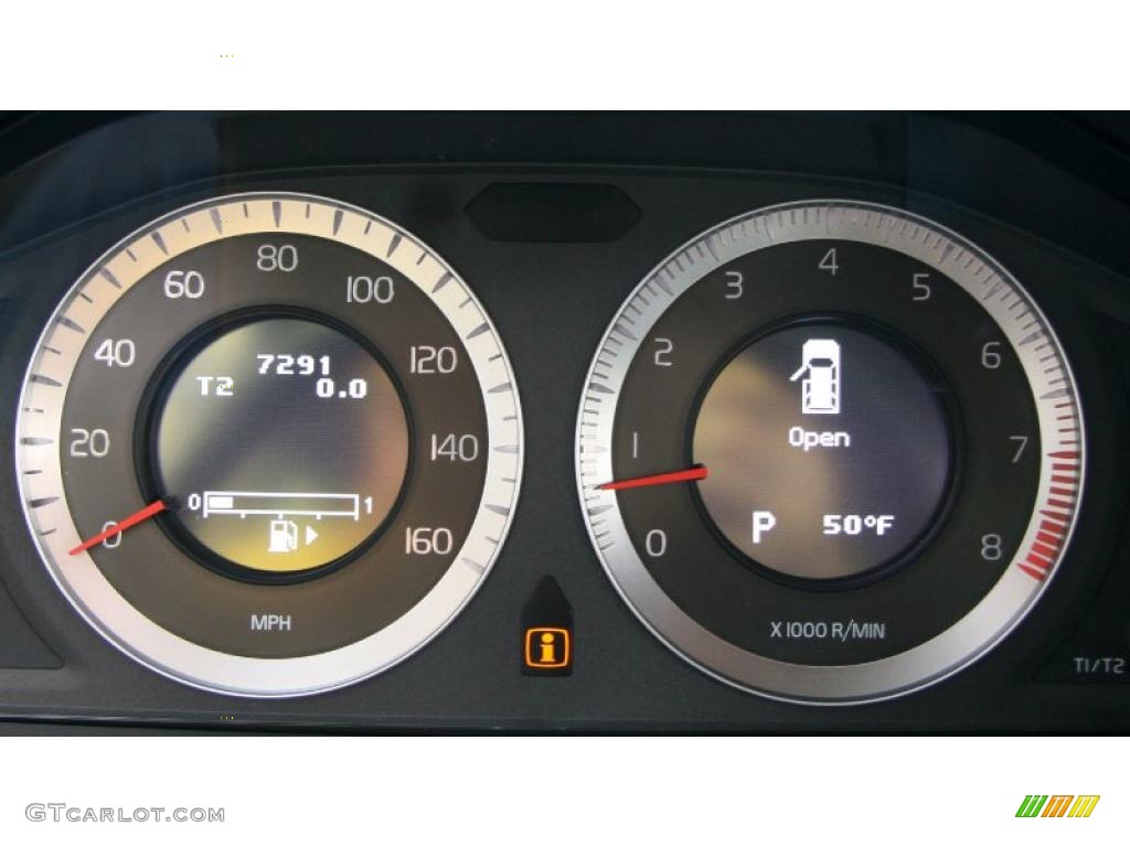 2010 Volvo XC70 3.2 AWD Gauges Photo #40318380