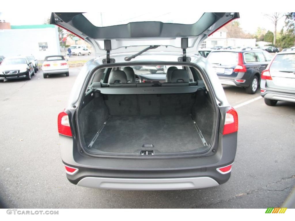 2010 Volvo XC70 3.2 AWD Trunk Photo #40318556