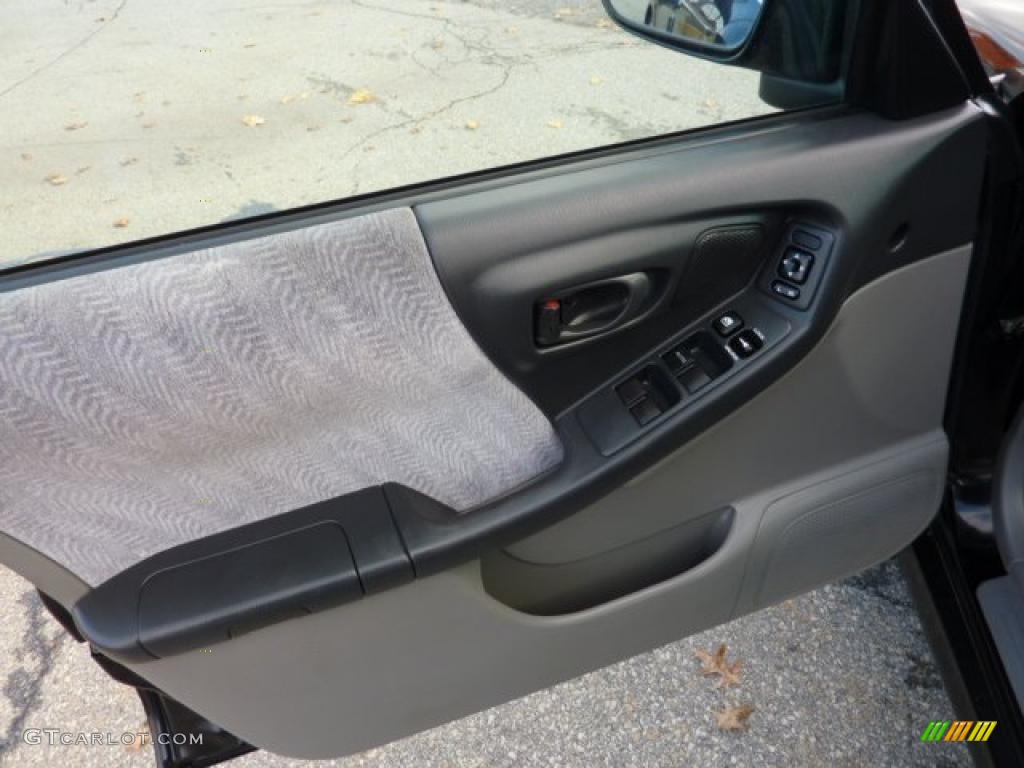 2001 Subaru Forester 2.5 S Gray Door Panel Photo #40320644