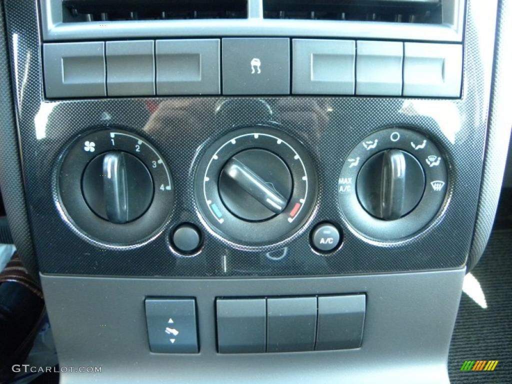 2010 Ford Explorer Sport Trac XLT Controls Photo #40322740