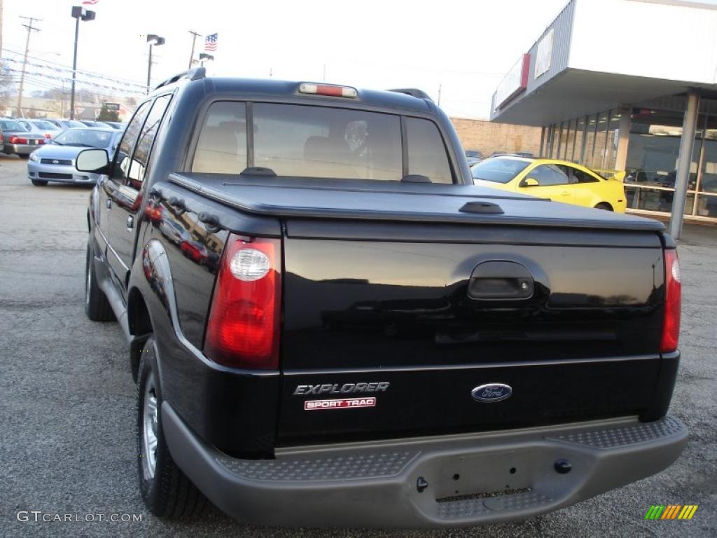 2001 Explorer Sport Trac 4x4 - Black / Dark Graphite photo #4