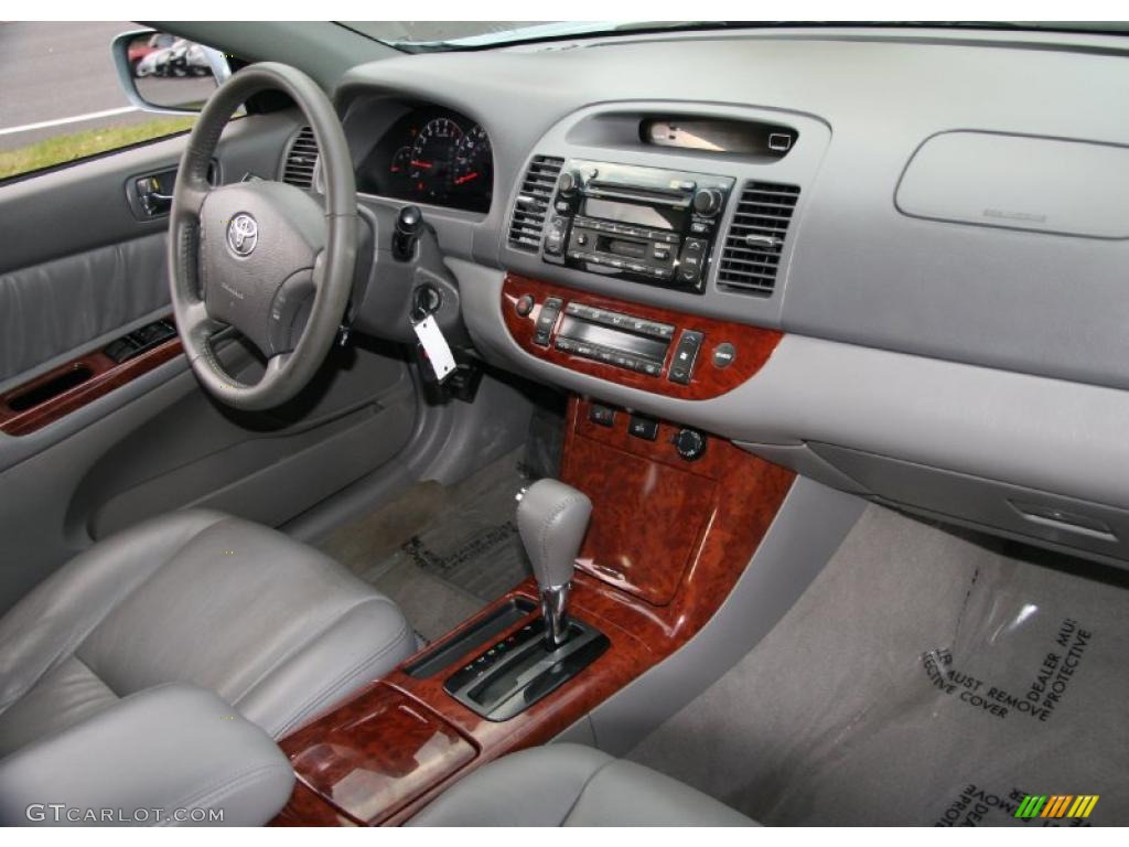 2006 Toyota Camry XLE V6 interior Photo #40326412