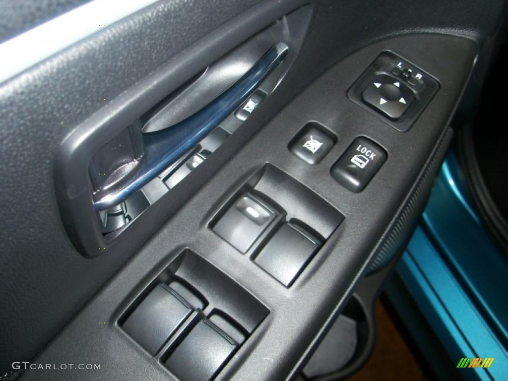2011 Mitsubishi Outlander Sport SE 4WD Controls Photo #40329609