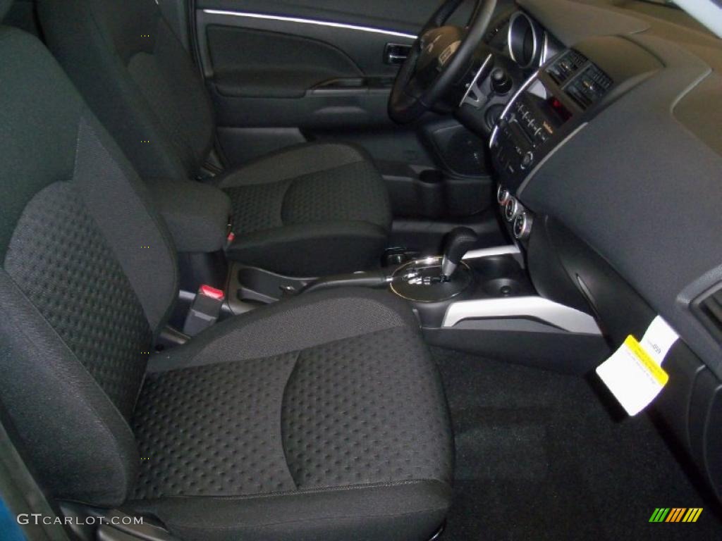 Black Interior 2011 Mitsubishi Outlander Sport SE 4WD Photo #40329733