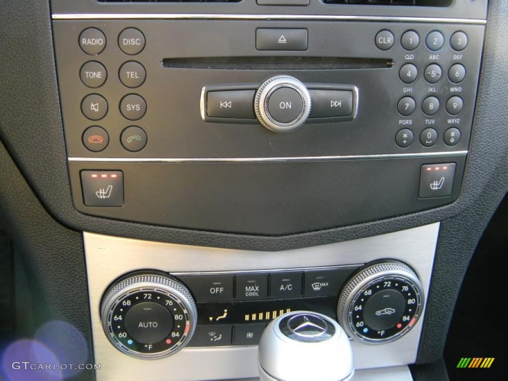 2008 Mercedes-Benz C 300 4Matic Sport Controls Photo #40332423