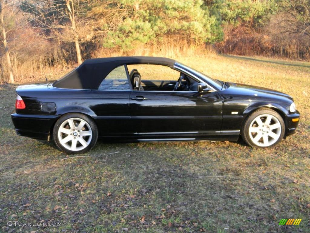 2002 3 Series 325i Convertible - Jet Black / Black photo #9