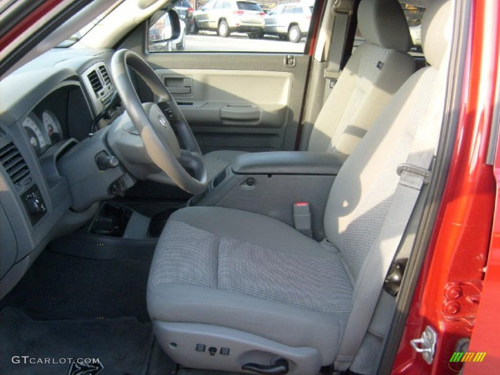 2007 Dakota SLT Quad Cab 4x4 - Inferno Red Crystal Pearl / Medium Slate Gray photo #8