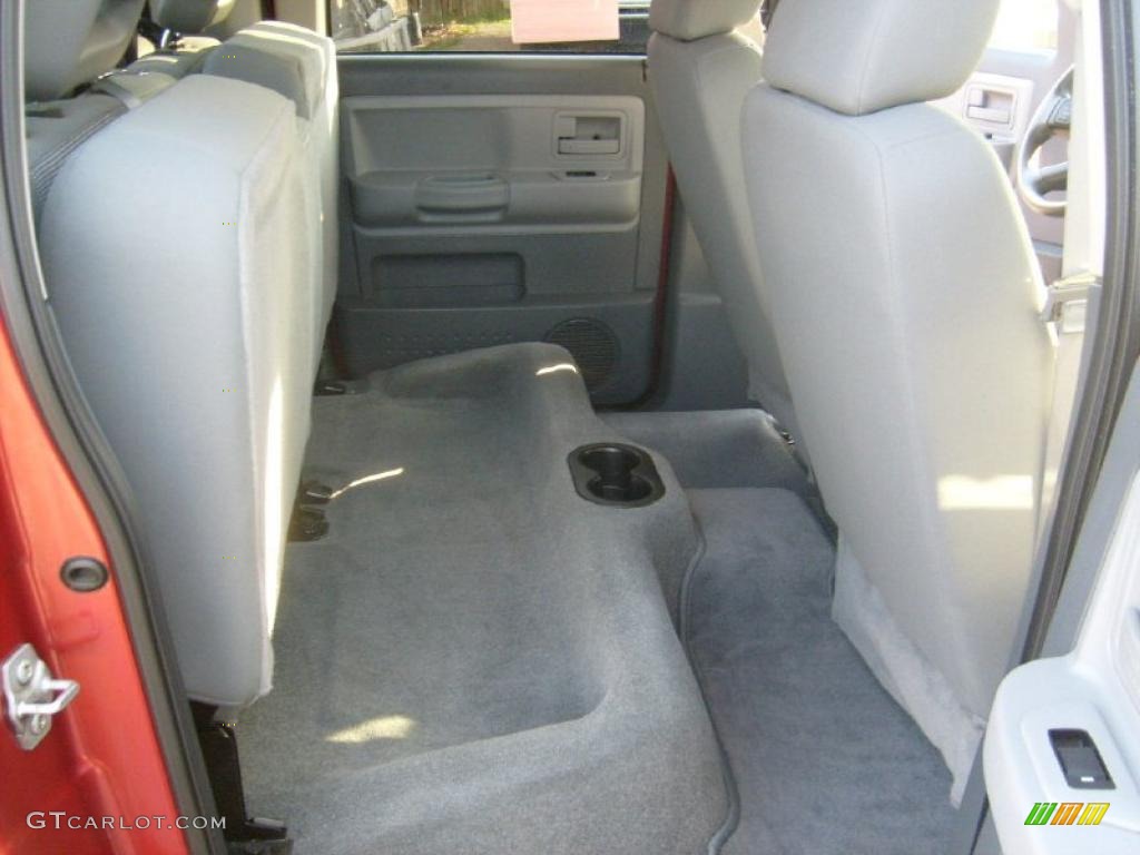 2007 Dakota SLT Quad Cab 4x4 - Inferno Red Crystal Pearl / Medium Slate Gray photo #15