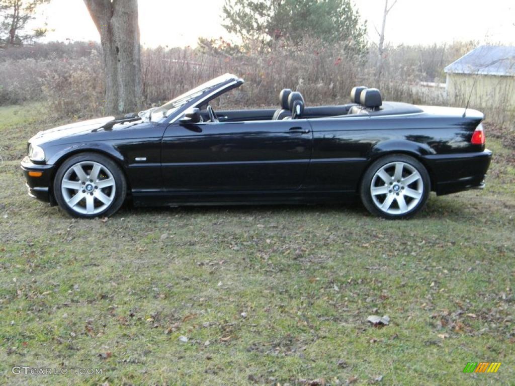 2002 3 Series 325i Convertible - Jet Black / Black photo #32