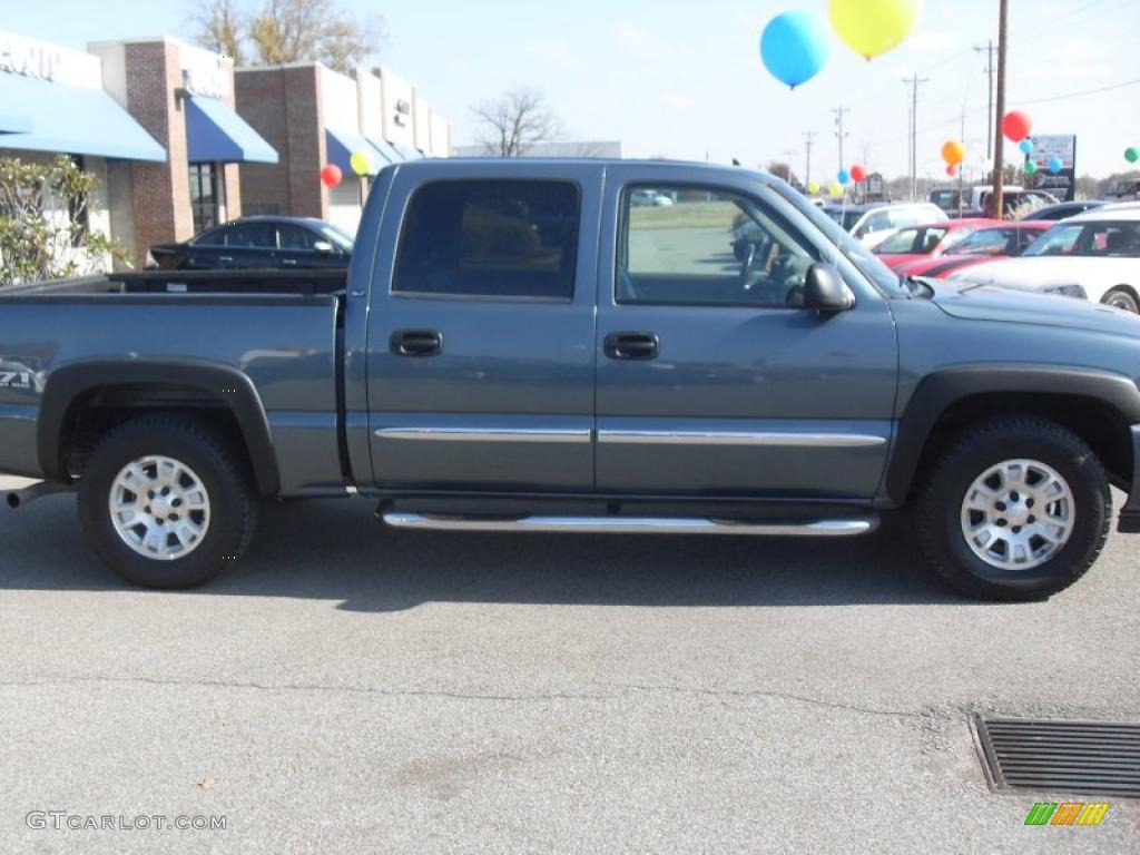 2006 Sierra 1500 SLT Crew Cab 4x4 - Stealth Gray Metallic / Neutral photo #3