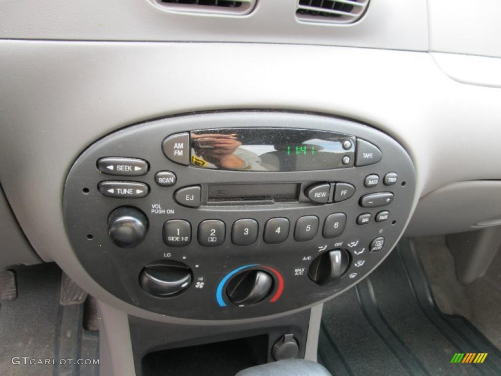 2001 Escort SE Sedan - Mineral Gray Metallic / Medium Graphite photo #11