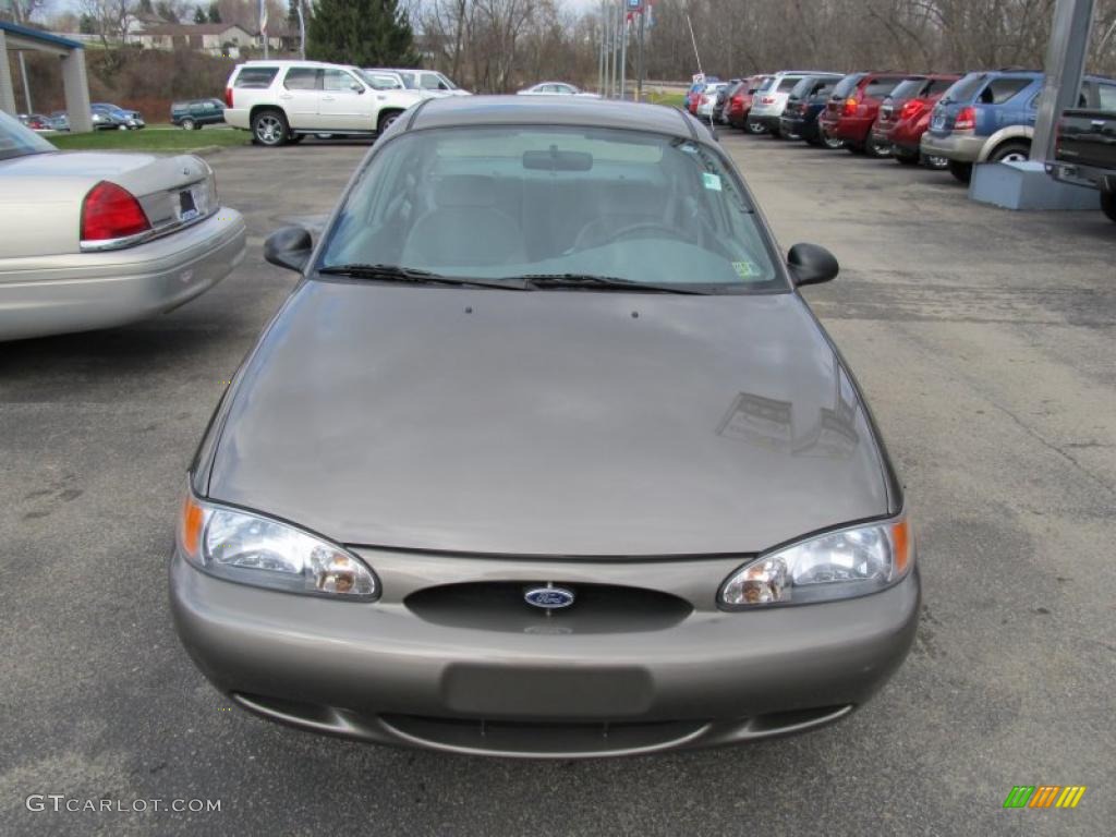 2001 Escort SE Sedan - Mineral Gray Metallic / Medium Graphite photo #13