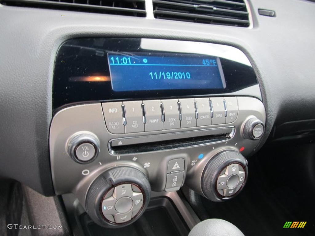 2010 Chevrolet Camaro LT/RS Coupe Controls Photo #40338459